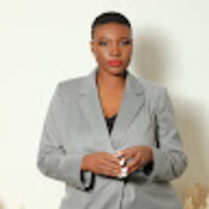 Meet your Posher, Daphnee